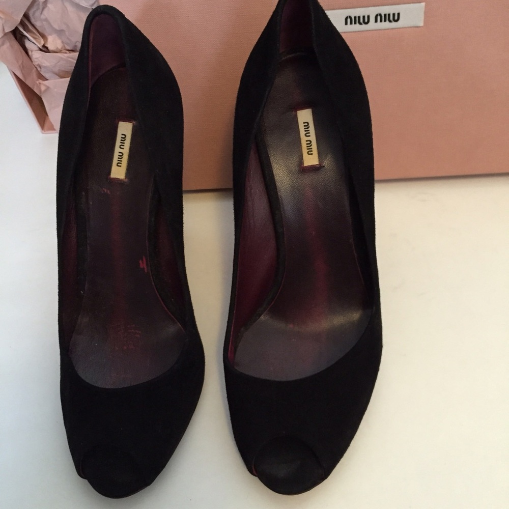 ✨ MIU MIU peep-toe authentic suede wedges! - Picture 2 of 4